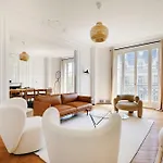 Elegant And Modern 3bd 6p - Eiffel Tower Apartamento París