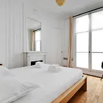 Elegant And Modern 3bd 6p - Eiffel Tower