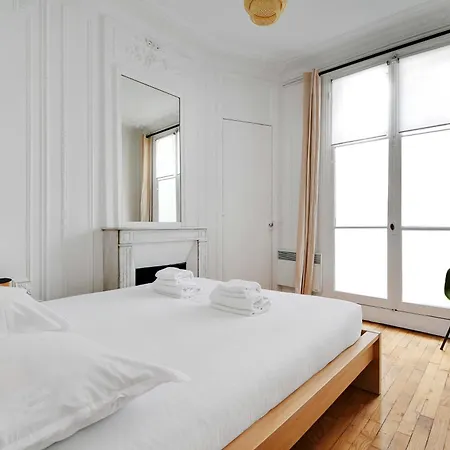 Elegant And Modern 3bd 6p - Eiffel Tower