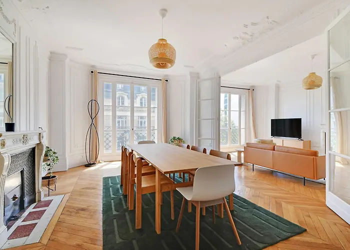 Elegant And Modern 3bd 6p - Eiffel Tower * Parijs