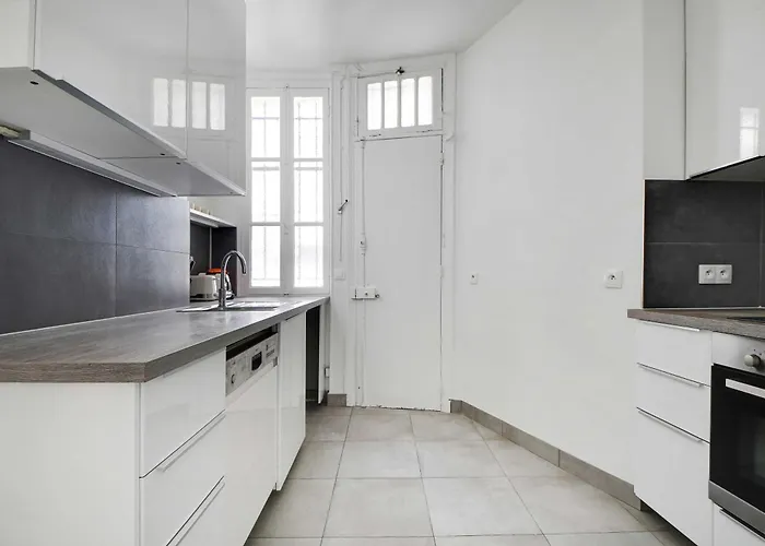 Elegant And Modern 3bd 6p - Eiffel Tower Parigi